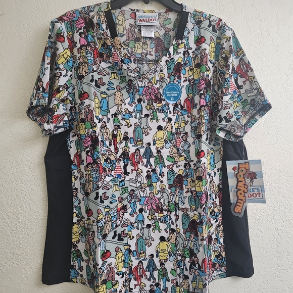 Where's Waldo Colorful Graphic Scrub Top XL NWT - Picture 1 of 7